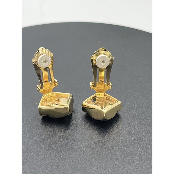 Christian Dior Vintage Gold Plated Diamond Shaped Blue Stone Clip On Earrings - Picture 9 of 10